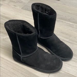 Bjorndal Zadie ugg-style black boots Size 9